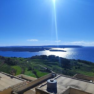 Appartement Sunset Serenity: 180° Sea Views à Qala Exterior photo