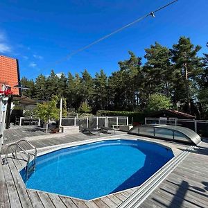 Guest House Or Loft With Summer Pool Bro Exterior photo