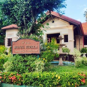 Hotel Grand Colonial Viveka à Kurunegala Exterior photo