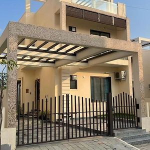 Ecr 3Bhk Villa With Private Pool Chennai Exterior photo