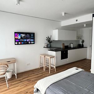 Neuwertiges Apartment In Zentraler Lage Bietigheim-Bissingen Exterior photo