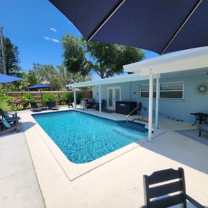 Coastal Vibes! Tropical Heated Pool Home Short Drive To The Beach Bradenton Exterior photo