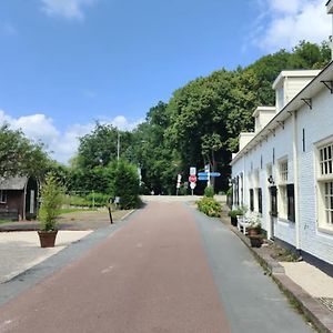 Villa Huisje Aan De Vecht à Loenen aan de Vecht Exterior photo