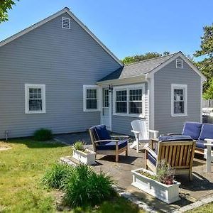 Villa Walk 100 Yards To Windmill Beach! à Yarmouth Port Exterior photo