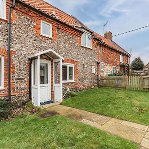 Host & Stay - 2 Ruscon Cottage Brancaster Exterior photo