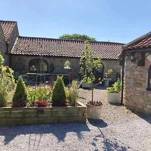 Villa The Dairy - Barn Conversion On Coast To Coast Route Near Catterick Garrison à Easby Exterior photo