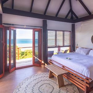 Private Oceanfront Fijian Villa Sleeps 8 Malolo  Exterior photo