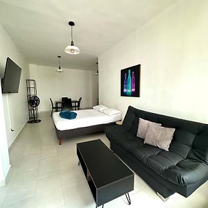 Appartement Estudio En La Rebeca Circunvalar / Parceros Group à Pereira Exterior photo