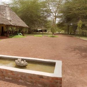 Hôtel Nsya Camp Manyara à Mto wa Mbu Exterior photo