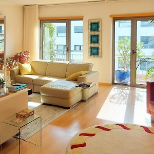 Appartement Sunny Flat Lisbon Oeiras à Queijas Exterior photo