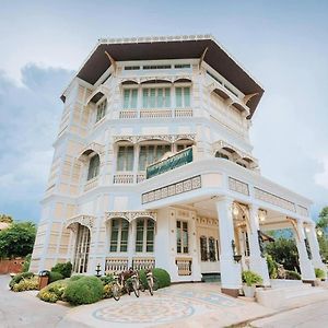 Hotel Chuchaiburi Sri Amphawa Exterior photo