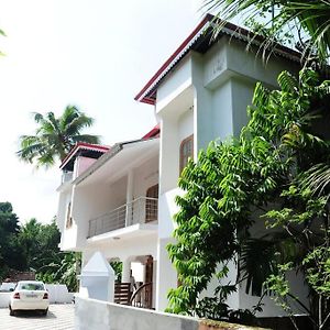 Villa Monthly/Daily House For Rent. à Tiruvalla Exterior photo