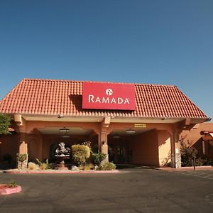 Hôtel Ramada By Wyndham Fresno North Exterior photo