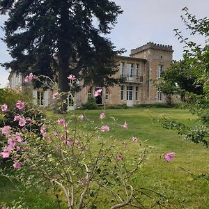 Bed and Breakfast La Maison Du Seguy à Saint-Ciers-de-Canesse Exterior photo