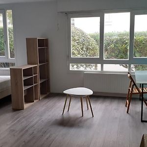 Appartement Grand Studio Proche Rer A Paris Chatelet 15 Mn, Disney 30 Mn à Neuilly-sur-Marne Exterior photo