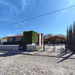 Villa Casa Rustica De Campo à Tecozautla Exterior photo