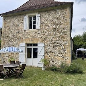 Villa Charmante Maison De Campagne Au Bord De L'Eau Avec Grand Jardin - Perigord Vert, Animaux Acceptes - Fr-1-616-338 à Saint-Médard-dʼExcideuil Exterior photo