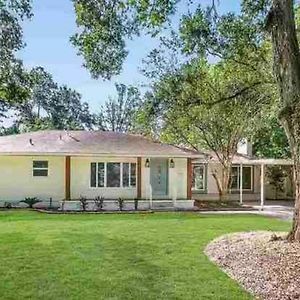 Mid City Ranch! Huge Backyard/Private Pool! Bâton-Rouge Exterior photo