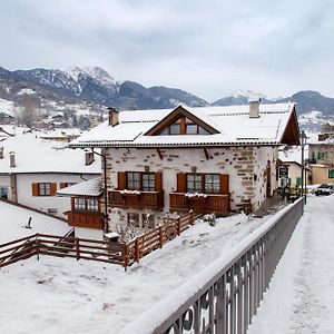 Bed and Breakfast B.& B. Corradini à Castello-Molina di Fiemme Exterior photo