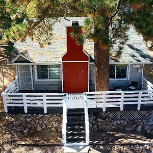 Cheerful 2-Bedroom Cabin With Indoor Fireplace Running Springs Exterior photo