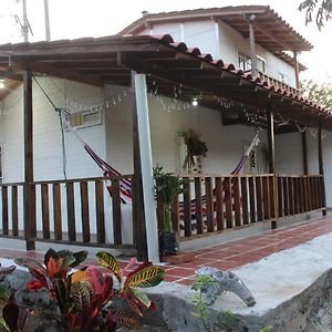 Hotel Hostal Beshalom à Santa Marta  Exterior photo