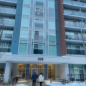 1-Bedroom Condo Near University Of Waterloo Exterior photo