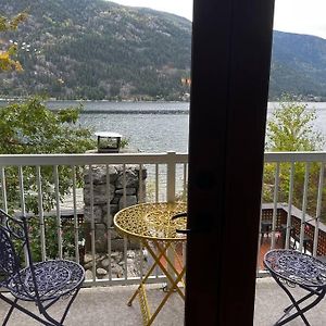 Kootenay, Lakeside Retreat, Main Floor And Walkout Nelson Exterior photo