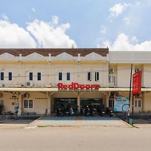 Hotel Reddoorz Syariah Near Suzuya Mall Banda Aceh Exterior photo