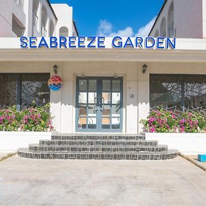 Bed and Breakfast Seabreaze Garden à Saipan Exterior photo