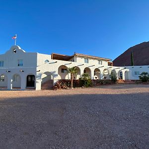 Villa Sierra Del Feugo à Ivins Exterior photo