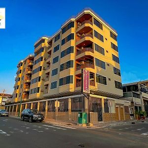 Hotel Bucaneiro Manta Exterior photo