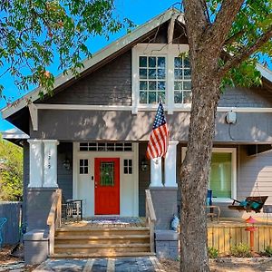 Red Door Cottage Waco Exterior photo