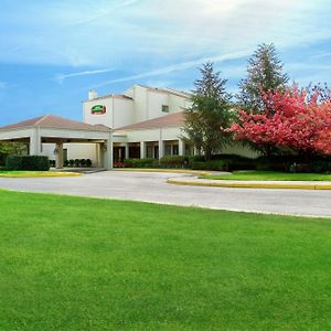 Hotel Courtyard By Marriott Mt. Laurel à Mount Laurel Exterior photo