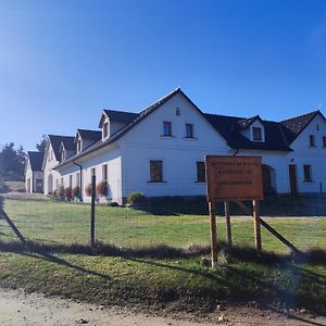 Aparthotel Matejovec 109 & Ubytovani Na Statku à Český Rudolec Exterior photo