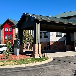 Sylo Hotel Denver Airport, A Ramada By Wyndham Aurora Exterior photo