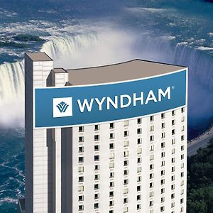 Wyndham Fallsview Hotel Niagara Falls Exterior photo