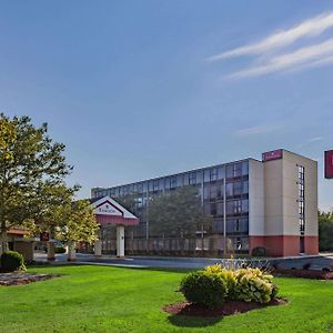 Hotel Ramada By Wyndham West Atlantic City à Egg Harbor Township Exterior photo