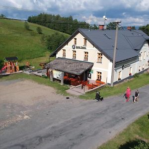 Hotel Penzion Stvanice à Staré Město Exterior photo