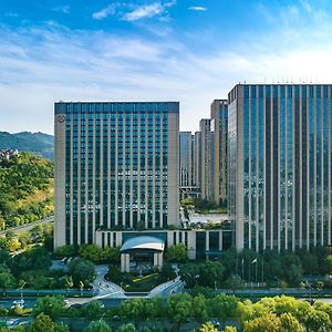 Sheraton Jinan Hotel Exterior photo