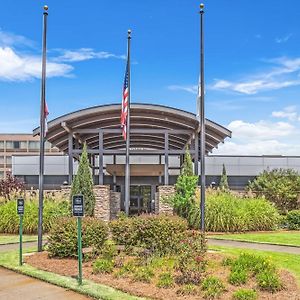 Hotel Doubletree By Hilton Columbus Exterior photo