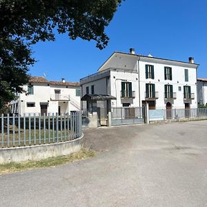 Villa Gran Sasso White à Colledara Exterior photo