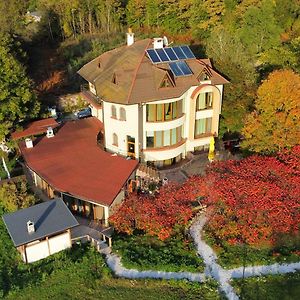 Hotel Комплекс Сборяна à Gramatikovo Exterior photo