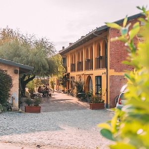 Villa Agriturismo Cascina Barin à Roddi Exterior photo