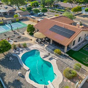 Villa Glendale Retreat -Pickleball+Pool+9-Hole Mini Golf Exterior photo