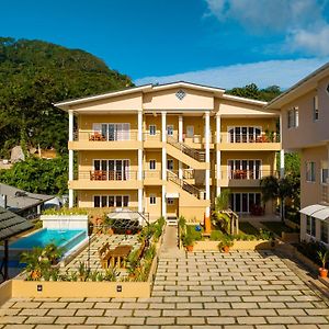 Aparthotel Tropical Hideaway à Beau Vallon  Exterior photo