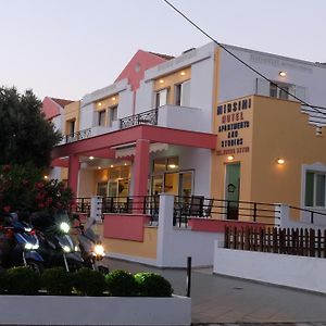 Mirsini Hotel Plomari Exterior photo