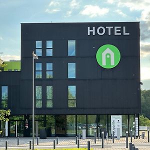 Hotel Campanile Belfort Montbéliard - Gare La Jonxion. à Meroux Exterior photo