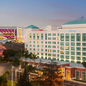 Hotel Hilton Santa Clara Exterior photo