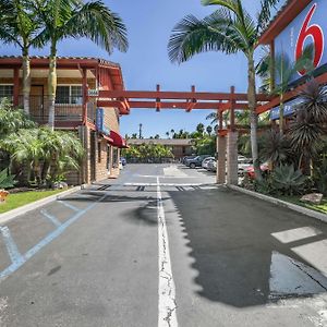 Motel 6 Carlsbad, Ca- North Exterior photo