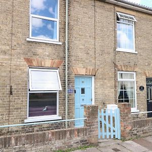 Sole Bay Cottage Lowestoft Exterior photo